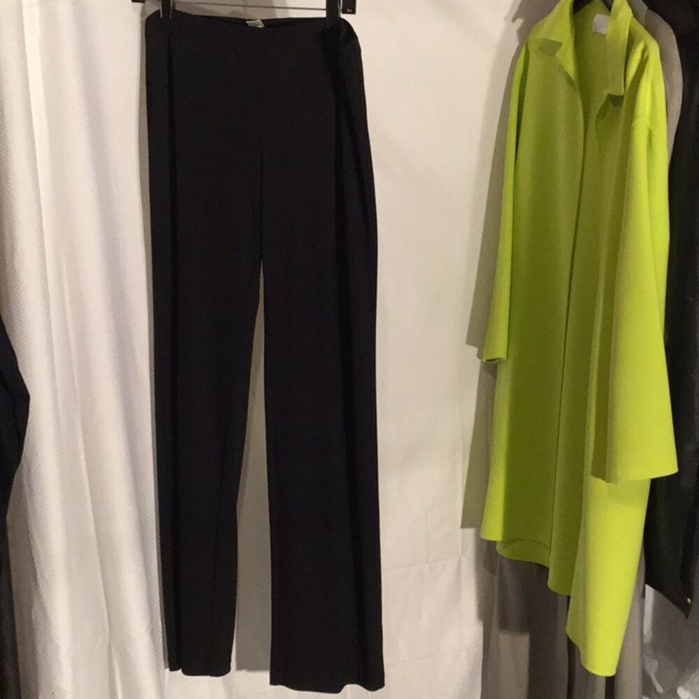 City DKNY L Black stretch pull on pants worn once